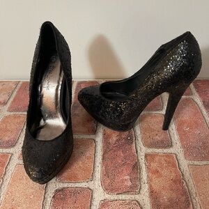 Women's Black DIVA LOUNGE Platform Glittery Pumps Size 6.5
